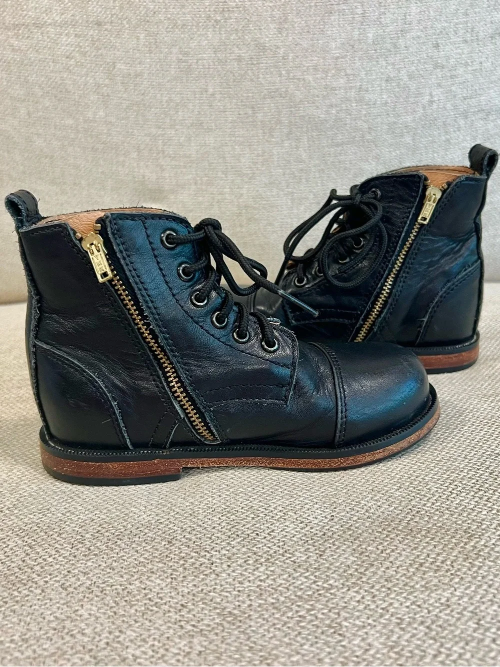 Mikoleon Heirloom Luxe Size 26 (9.5US) Full-Grain Leather YKK Zipper Boots Black